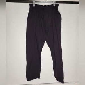 Black Sweatpants with Elastic Waistband and Relaxed Fit
